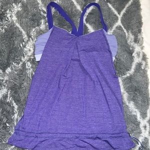 Lululemon top with built-in bra